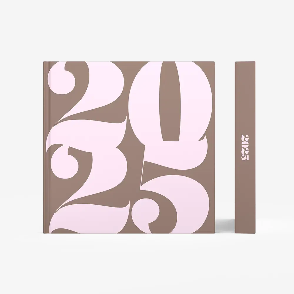 Year Book – Marron — image 3
